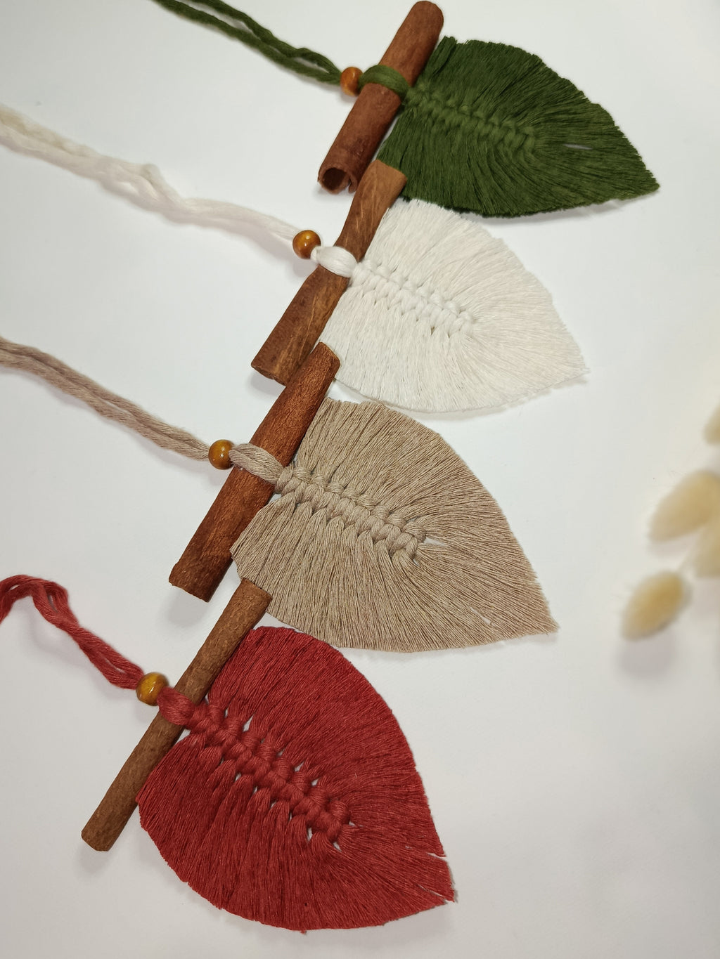 Feather Car Charm Diffuser